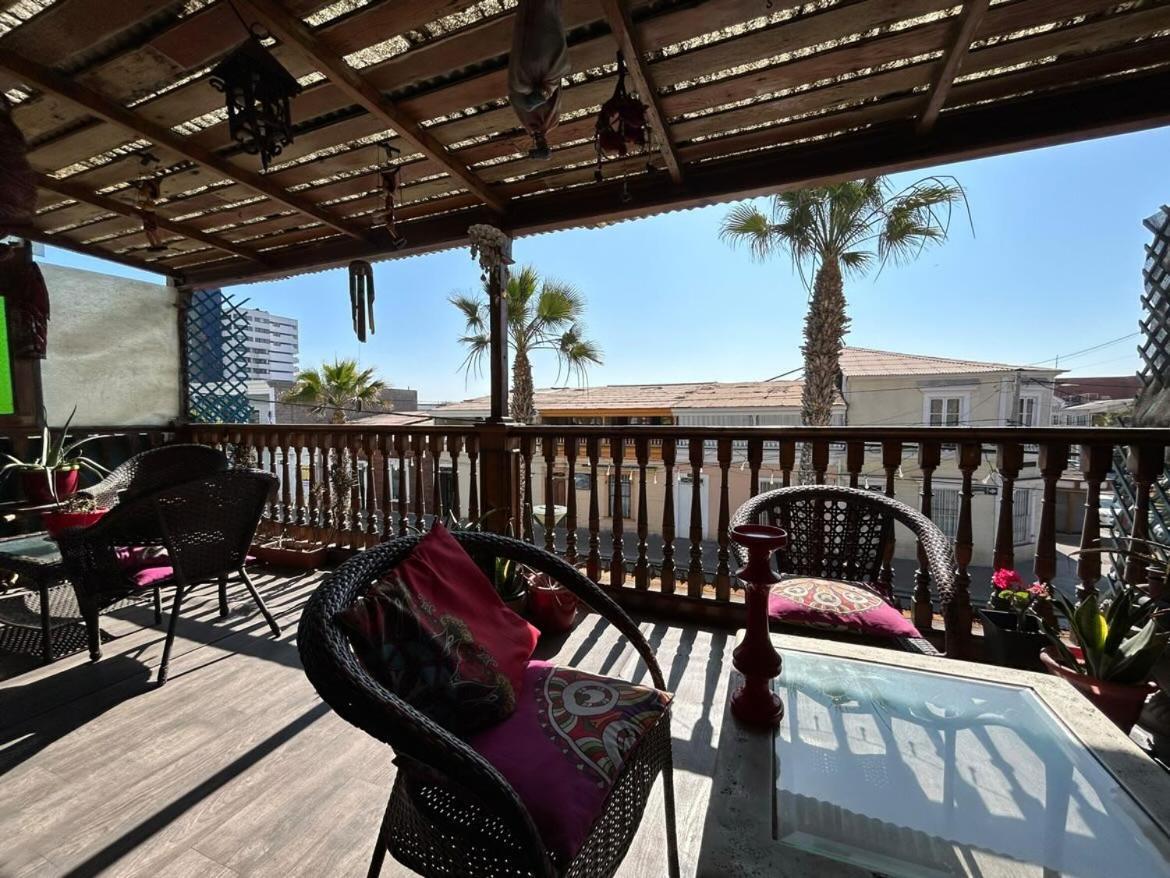 Hostal Aloha Inn Iquique Exterior photo